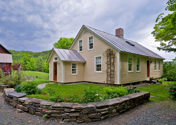 http://hgarchitects.com/small-projects/bridgewater-addition/