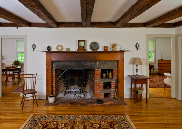 http://hgarchitects.com/small-projects/bridgewater-addition/