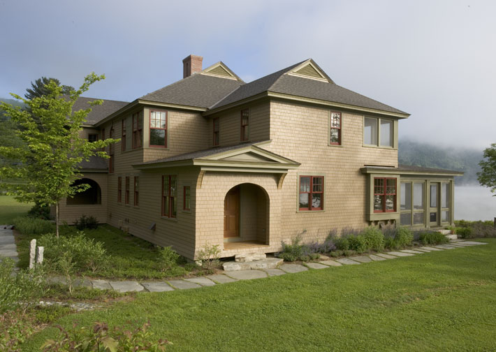 http://hgarchitects.com/new-homes/lake-morey/