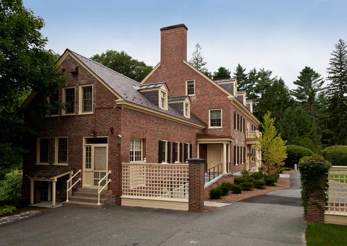 http://hgarchitects.com/institutional/14-webster-avenue/